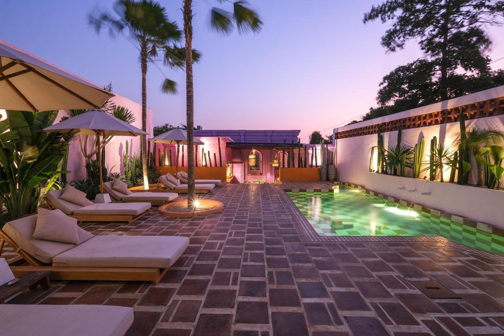 El Barrio Boutique Hotel & Bar Canggu Exterior foto